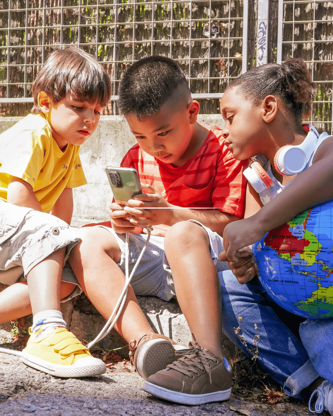 Kinder online schützen: Altersverifikation im Fokus!